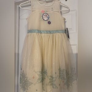 Girls “Frozen” Dress NWT Size: 7/8